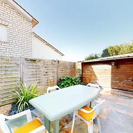Ferienhaus Gorgeous In With Kitchen Saint-Georges-de-Didonne