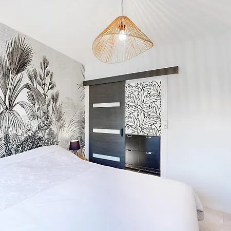 Ferienhaus Gorgeous In With Kitchen *